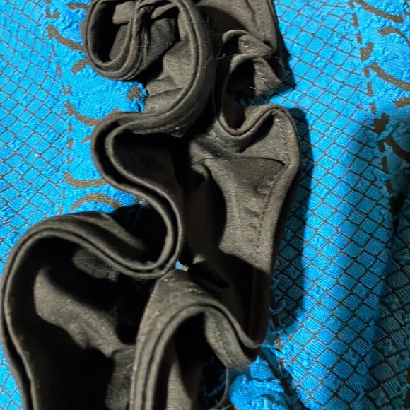 Ravel lightweight ruffle jacket - Picture 6 of 6